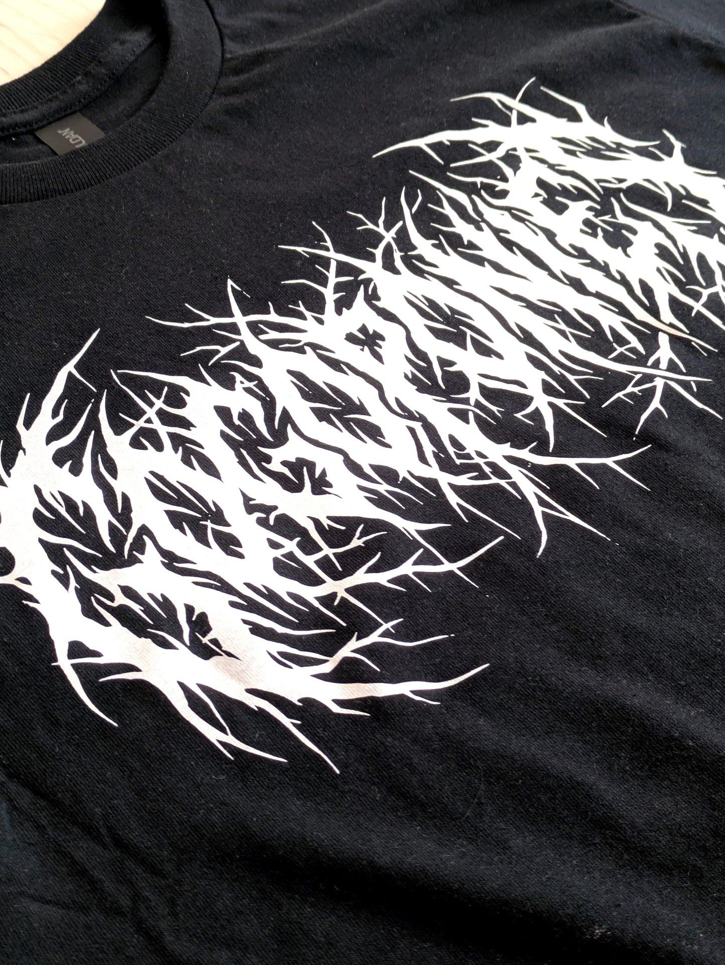 01 - TELL YOUR FRIENDS // T-Shirt